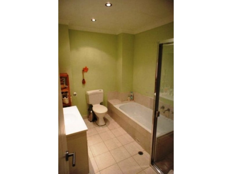 65/1 Riverpark Drive, Liverpool NSW 2170