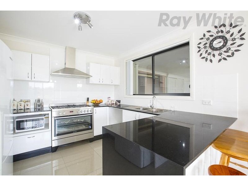 1 Ruse Place, Carnes Hill NSW 2171