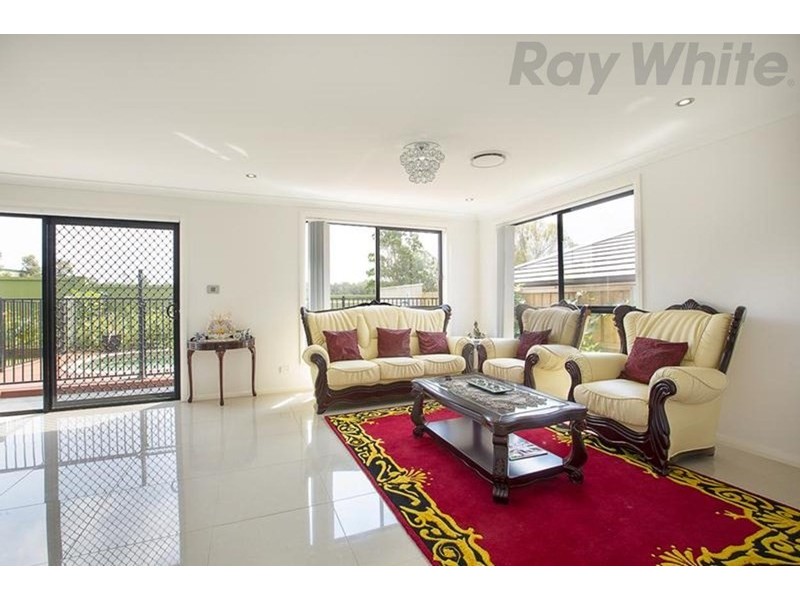 1 Ruse Place, Carnes Hill NSW 2171