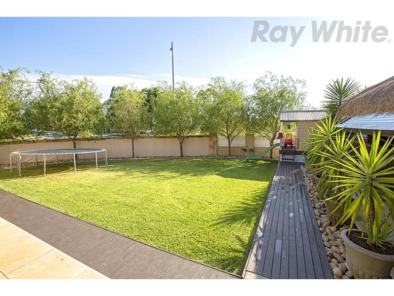 1 Bridgewater Boulevard, Camden Park NSW 2570