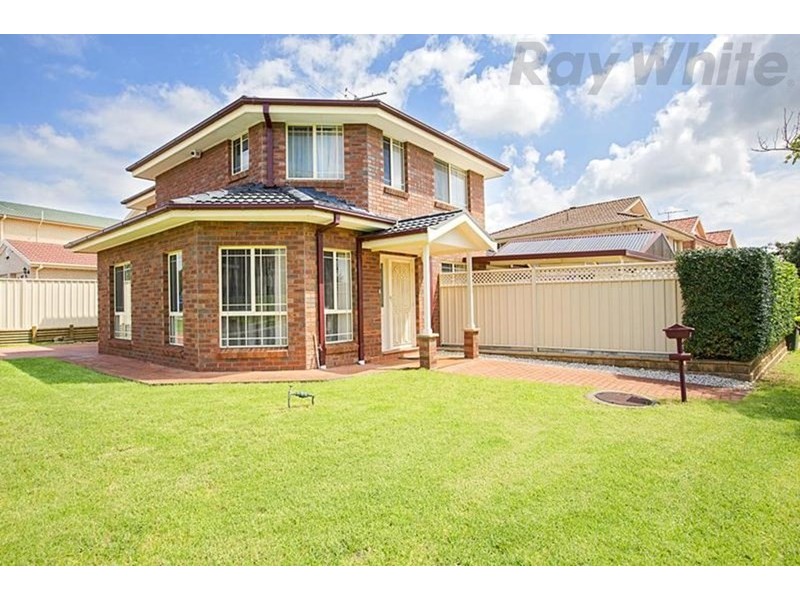 13 Blackburn Avenue, West Hoxton NSW 2171