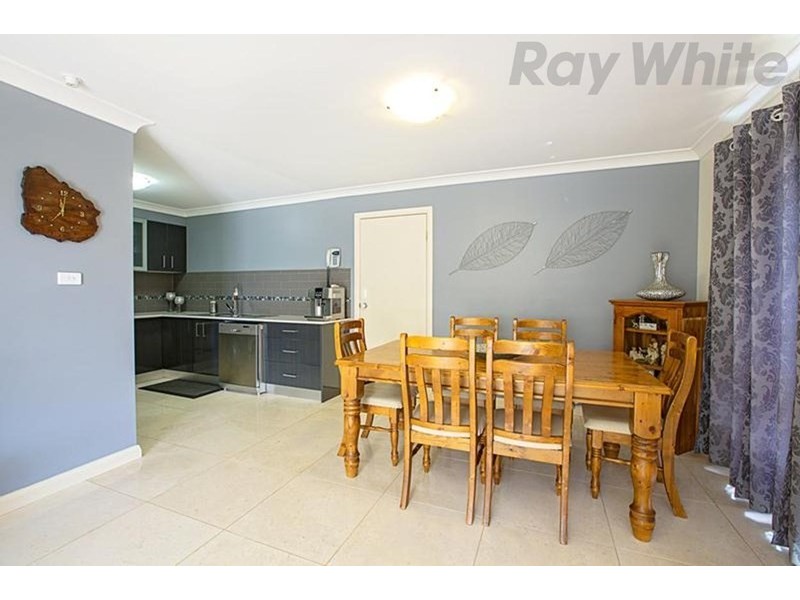 13 Blackburn Avenue, West Hoxton NSW 2171