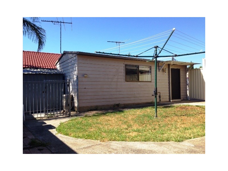 98a Restwell Road, Bossley Park NSW 2176