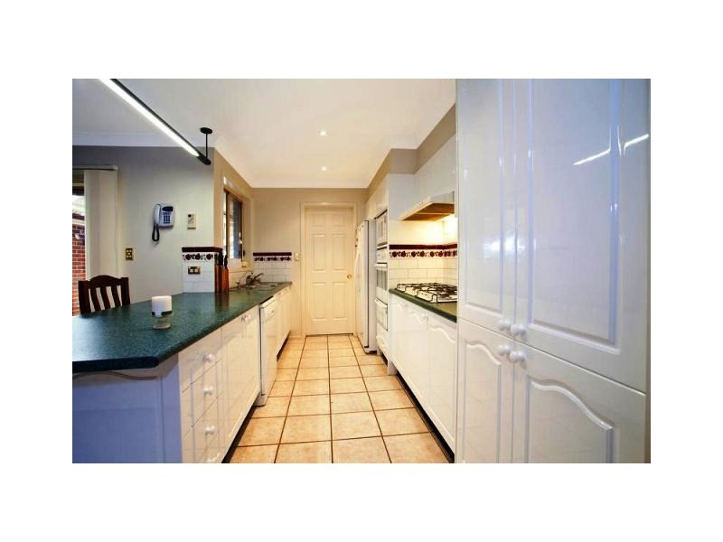 9 Mathew Place, West Hoxton NSW 2171