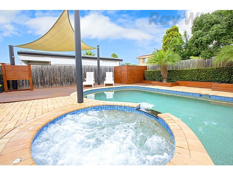 10 Andrews Circuit, Horningsea Park NSW 2171