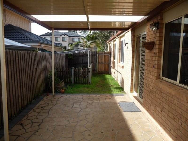 15 Dowling Street, West Hoxton NSW 2171