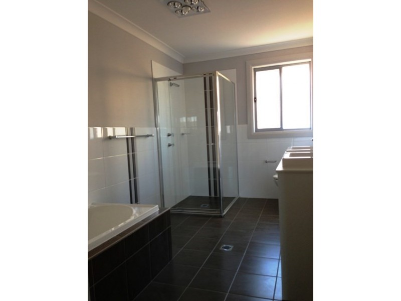 Middleton Grange NSW 2171