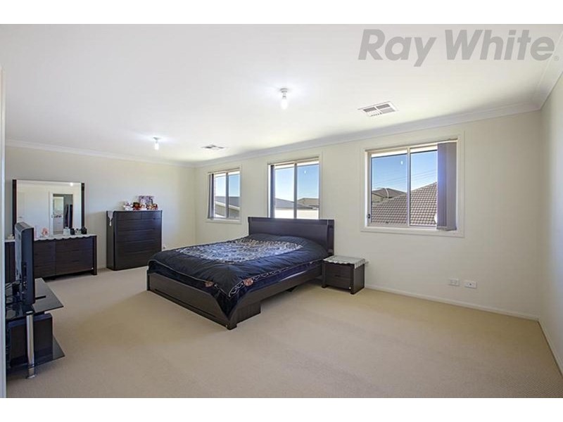 22 Daquino Place, Carnes Hill NSW 2171