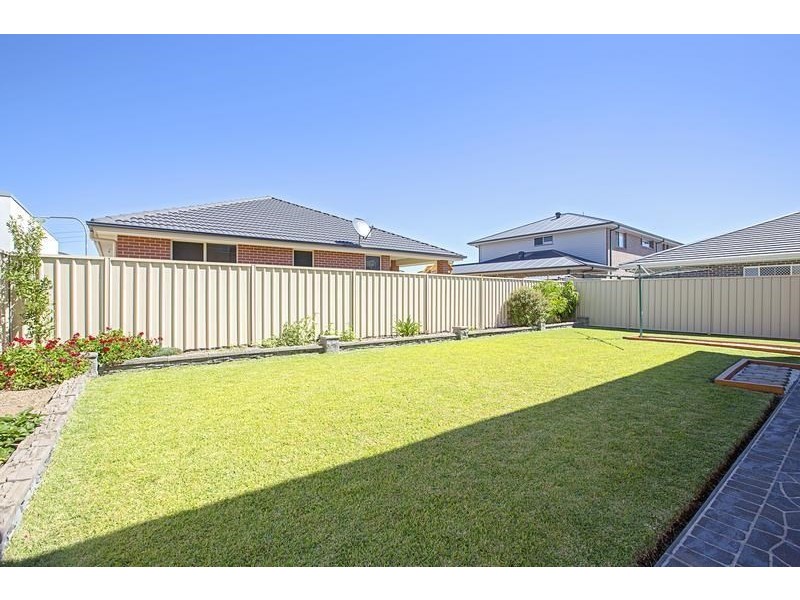 22 Daquino Place, Carnes Hill NSW 2171