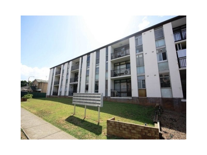 2/25 Norfolk Street, Liverpool NSW 2170