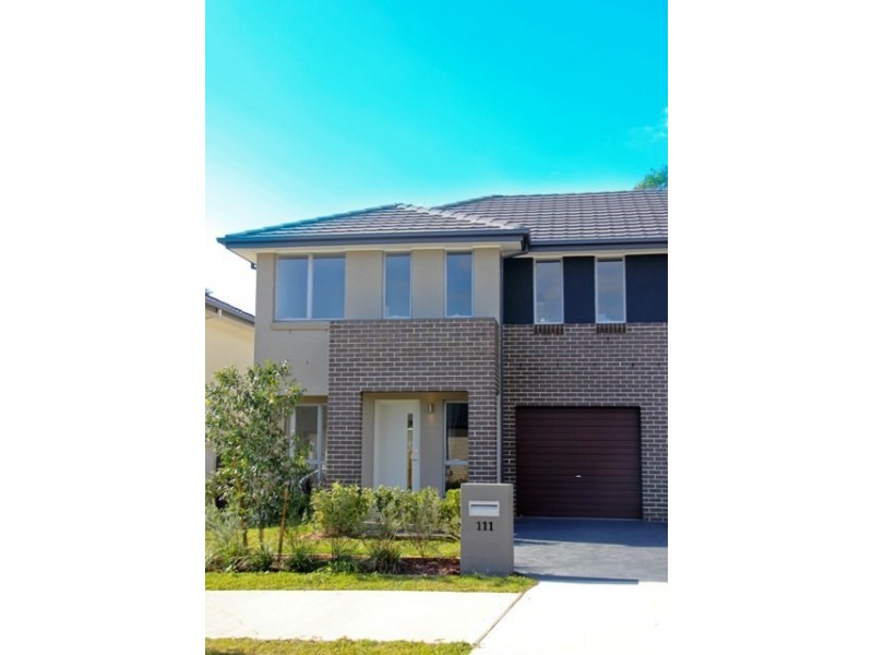 111 Hemsworth Avenue, Middleton Grange NSW 2171