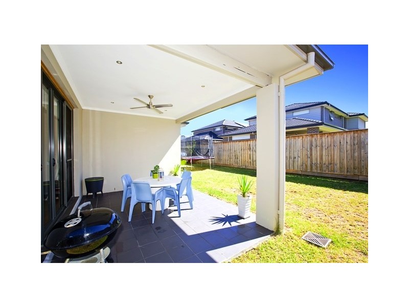 16 Conway Drive, West Hoxton NSW 2171