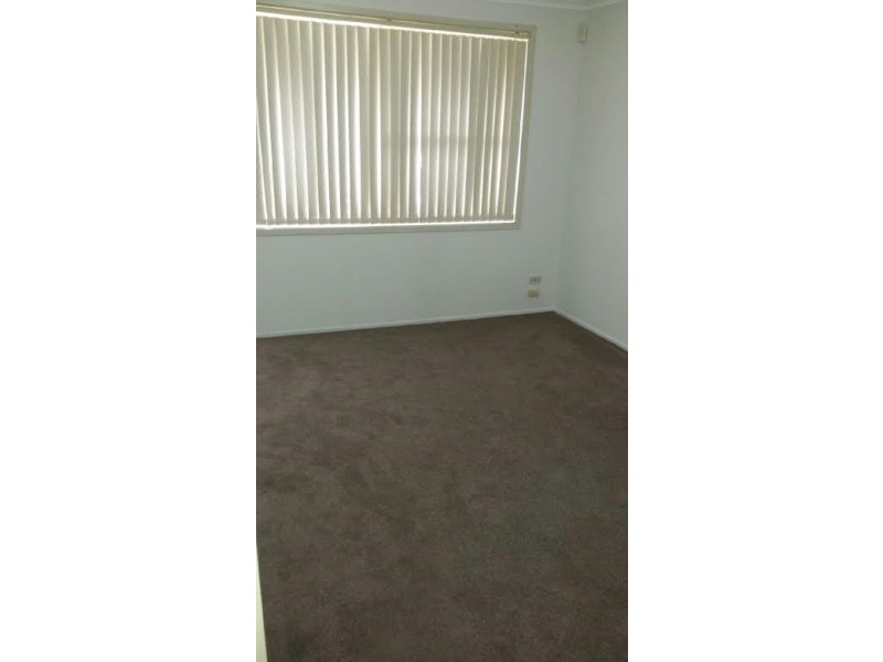 44 Sartor Cresent, Bossley Park NSW 2176