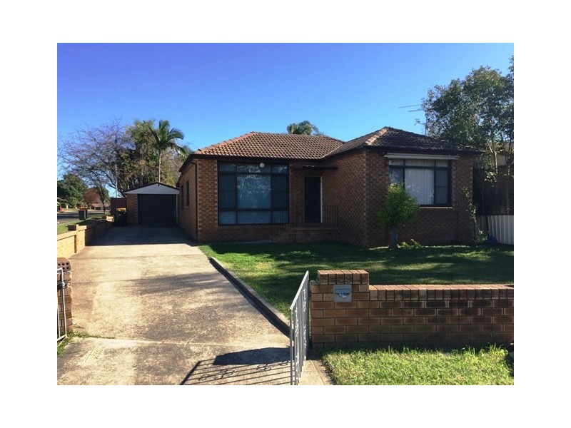 29 First Avenue, Hoxton Park NSW 2171