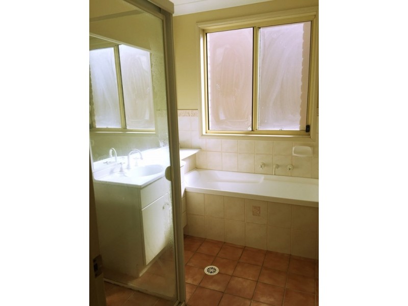 3 rabett Cresent, Horningsea Park NSW 2171