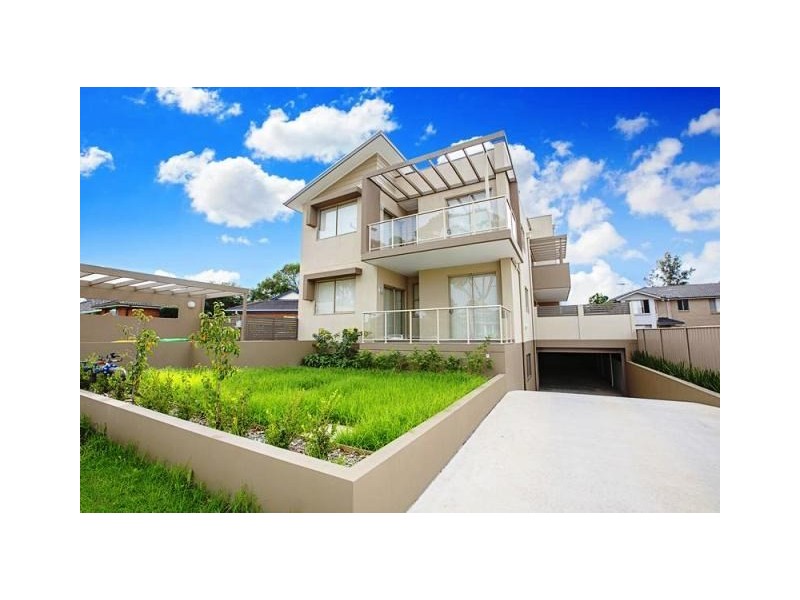 2/145 Memorial Avenue, Liverpool NSW 2170