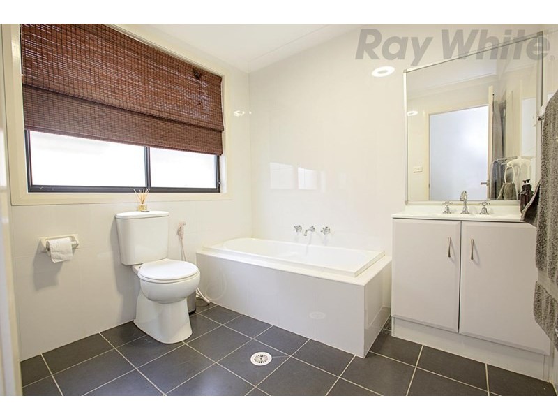 29 Wingham Road, Carnes Hill NSW 2171