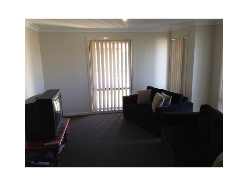 9 Carter Street, Oran Park NSW 2570