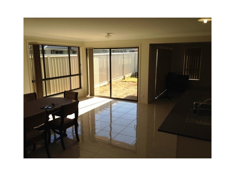 9 Carter Street, Oran Park NSW 2570