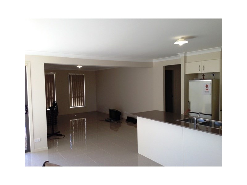 9 Carter Street, Oran Park NSW 2570