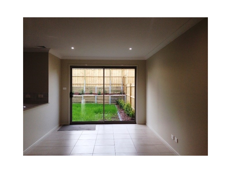 10 Boyden Street, Middleton Grange NSW 2171