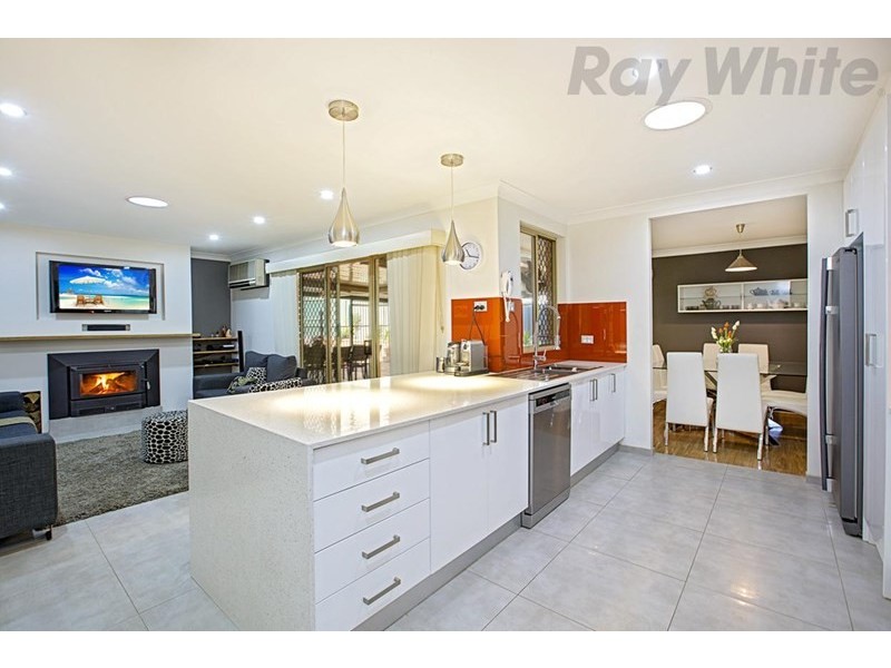 86 Jacaranda Crescent, Casula NSW 2170