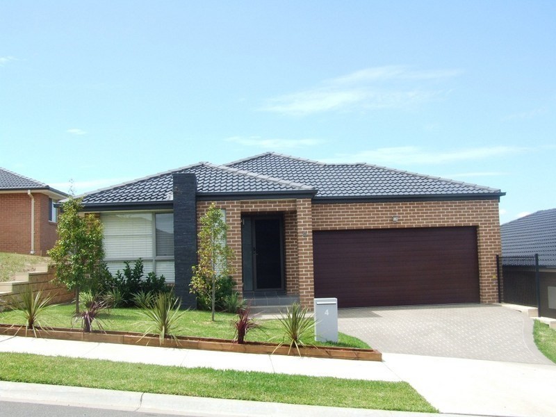 4 Echo Avenue, Middleton Grange NSW 2171