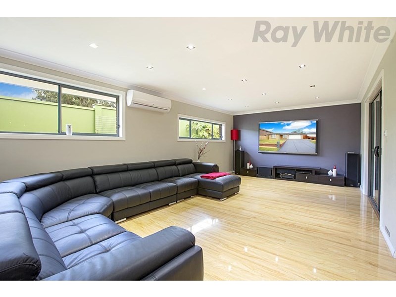 7 Ruse Place, Carnes Hill NSW 2171