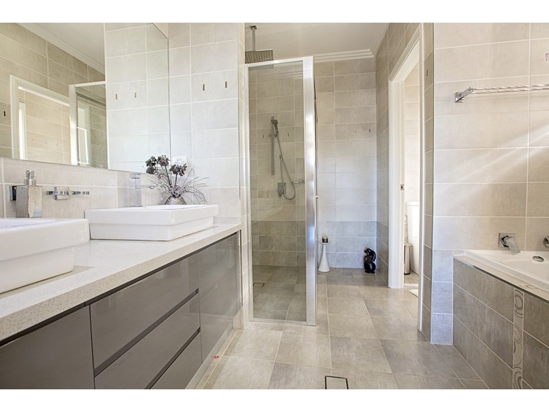 9 Colenso Circuit, Edmondson Park NSW 2174