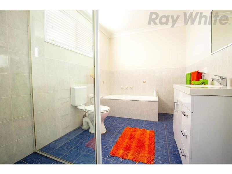 16B Crocodile Drive, Green Valley NSW 2168