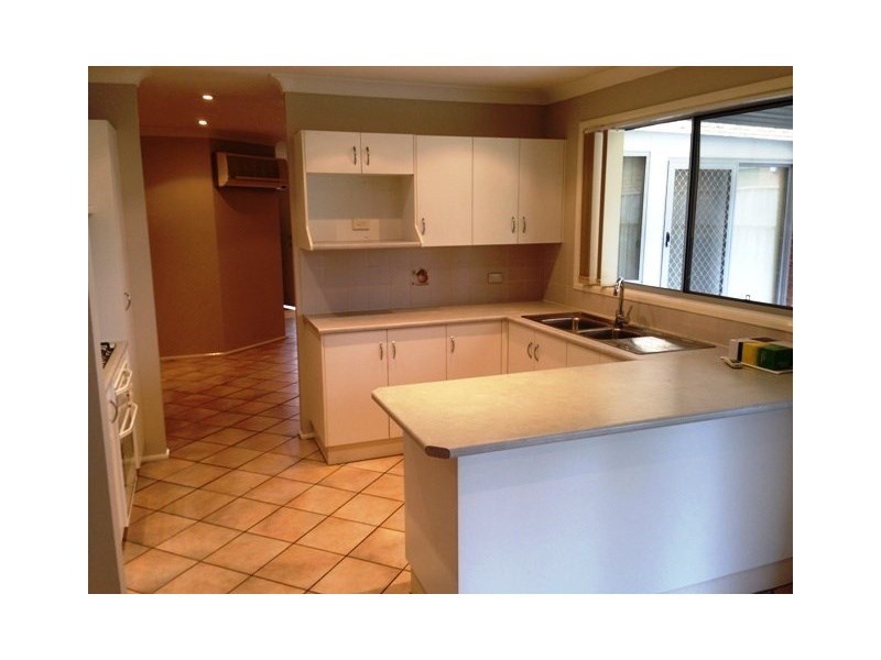 31 Brindabella Drive, Horningsea Park NSW 2171