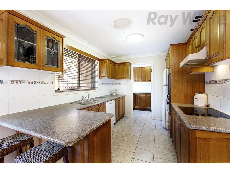 3 Wallaby Close, Bossley Park NSW 2176