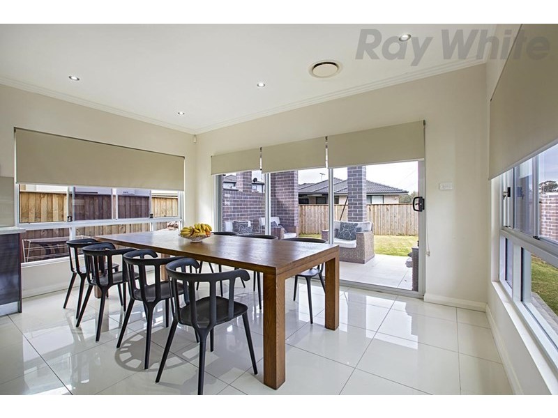 18 Talana Hill Drive, Edmondson Park NSW 2174