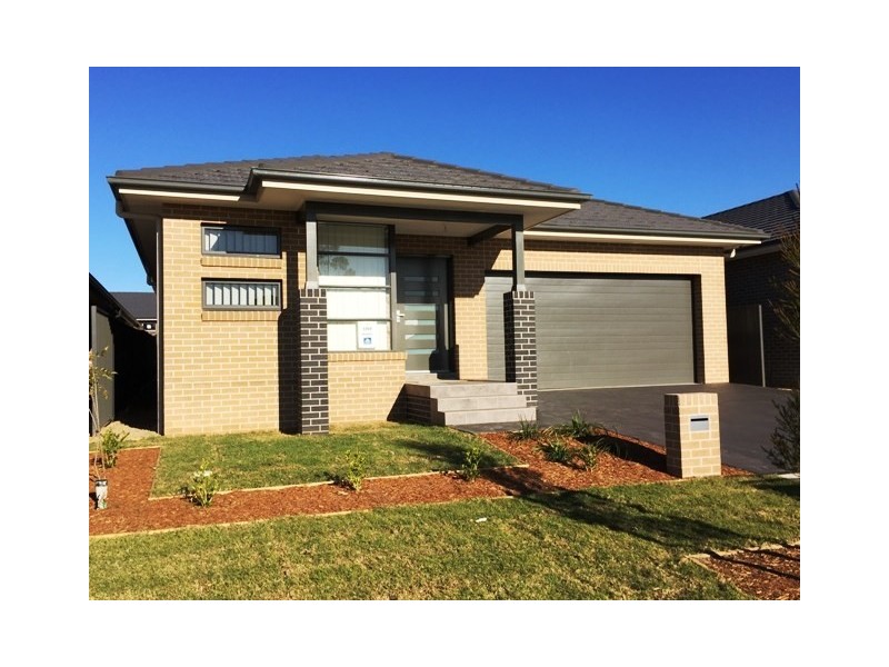 6 Navigator Street, Leppington NSW 2179