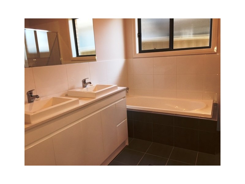 6 Navigator Street, Leppington NSW 2179