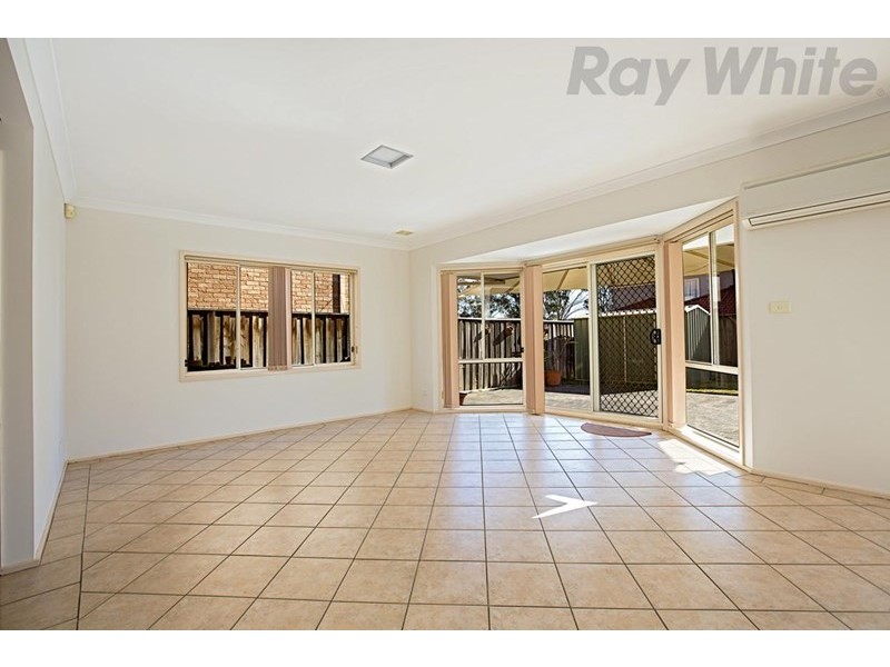 12 Cartier Crescent, Green Valley NSW 2168