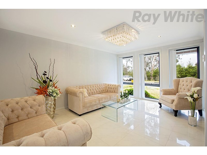 7 Winburg Drive, Edmondson Park NSW 2174