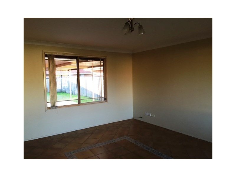 13 Taralga Street, Prestons NSW 2170