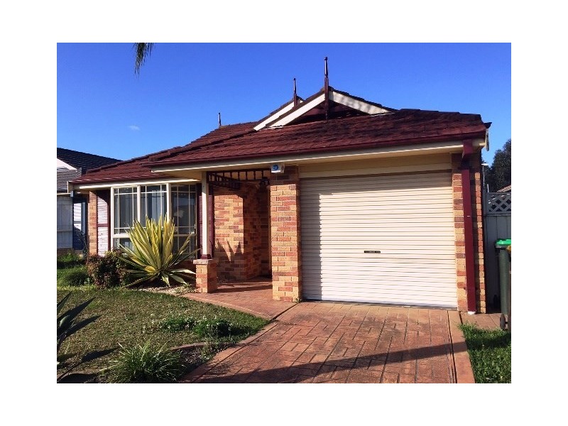 7b Angledool Avenue, Hinchinbrook NSW 2168
