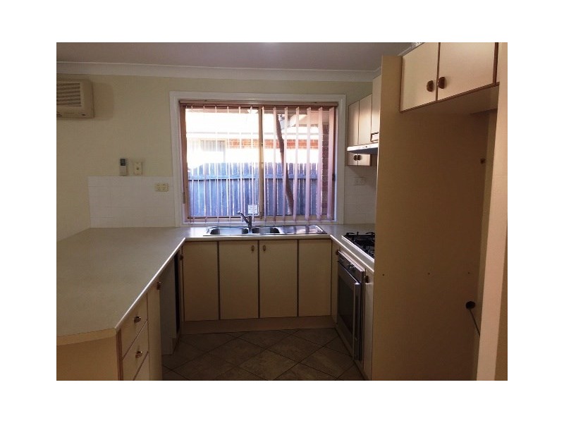 7b Angledool Avenue, Hinchinbrook NSW 2168