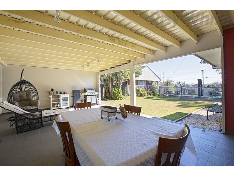 12 Rowley Street, Smithfield NSW 2164