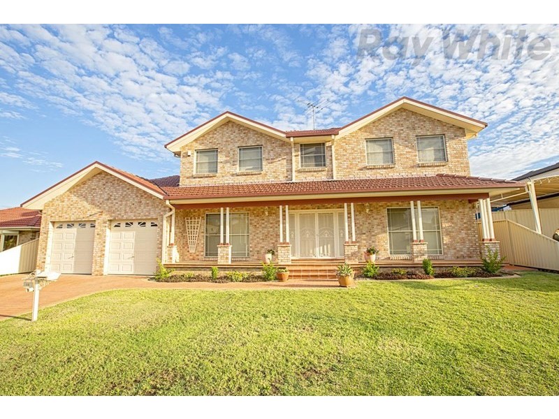 16 Skain Place, Horningsea Park NSW 2171