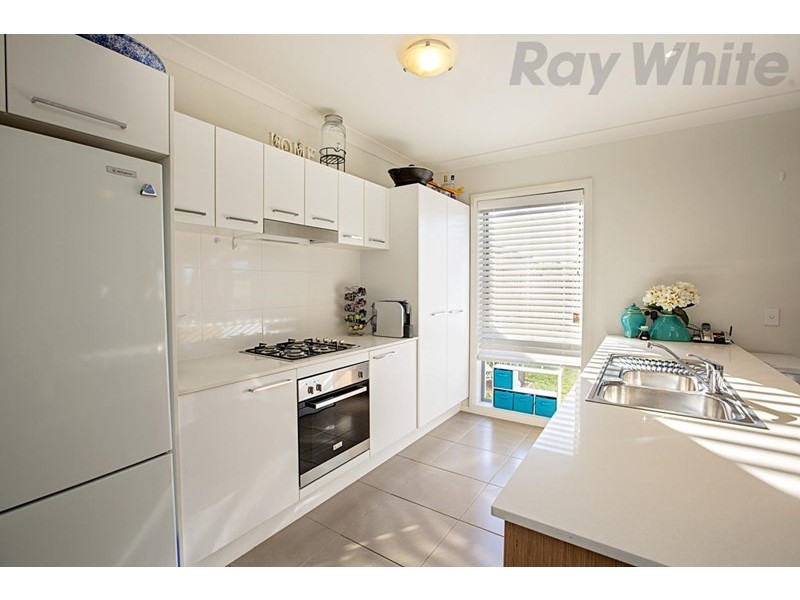 4 Glider Avenue, Middleton Grange NSW 2171