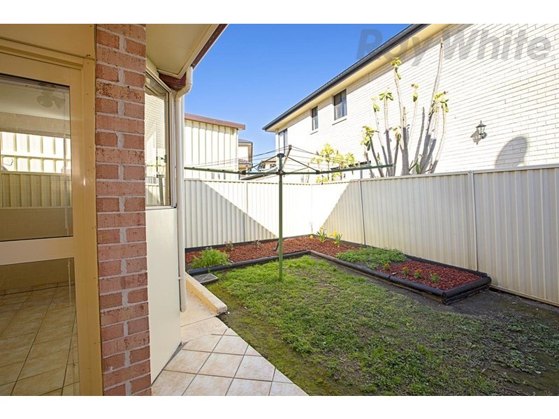 53 Capricorn Boulevard, Green Valley NSW 2168
