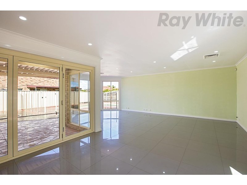 18 Wesley Place, Horningsea Park NSW 2171