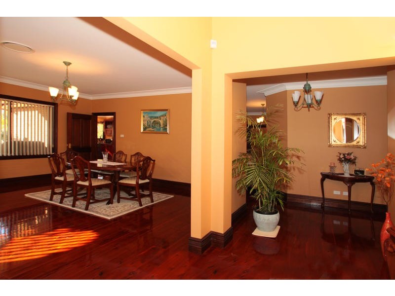 West Hoxton NSW 2171