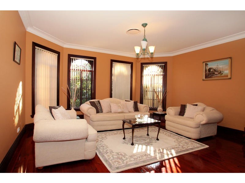 West Hoxton NSW 2171