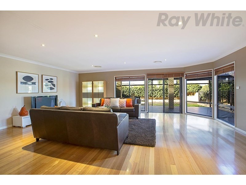 9 Clementina Circuit, Cecil Hills NSW 2171