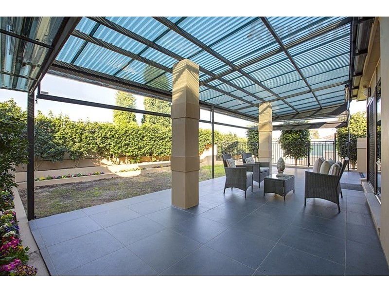 9 Clementina Circuit, Cecil Hills NSW 2171