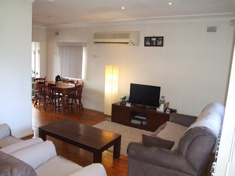 10 Barwon Street, Greystanes NSW 2145